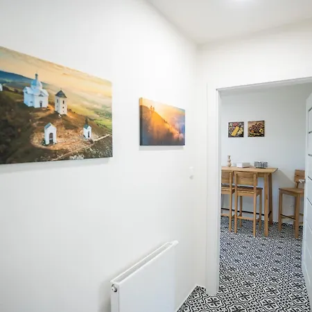 Perla Mikulova Apartment